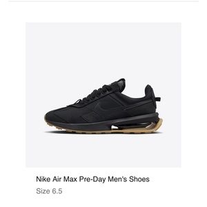 Black Nike Air Max Sneaker